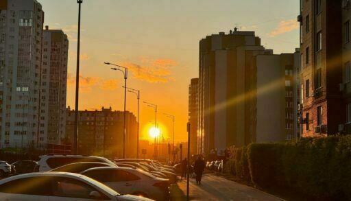 Среда в Тюмени будет жаркой, с грозой