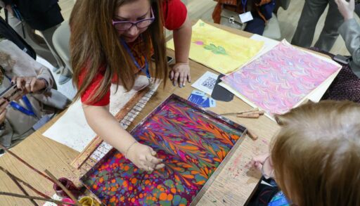 Тюменцы для детей чаще всего выбирают кружки по спорту и рисованию