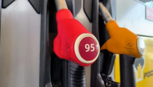 В Тюменской области резко подскочили цены на бензин