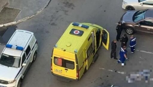 В Тюмени под окнами многоэтажки обнаружено тело молодой девушки