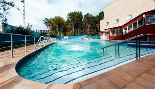 В Тюмени термальный источник "Волна" закрывается на два месяца