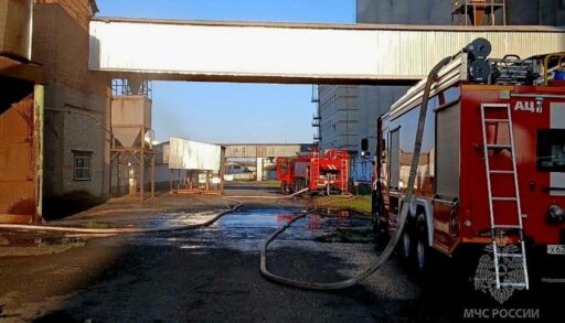 В Ялуторовске на элеваторе произошел пожар