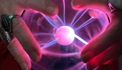 Муж за полмиллиона: гадалка выманила у тюменки деньги за особый ритуал