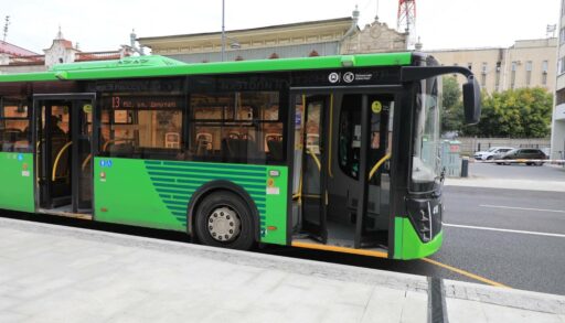 В Тюмени в этом году на маршруты вышла сотня новых автобусов большого класса