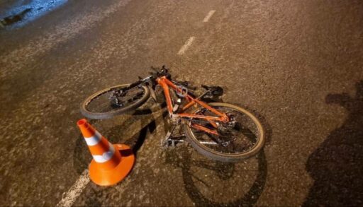 В Тюмени автомобиль ВАЗ сбил 11-летнего велосипедиста