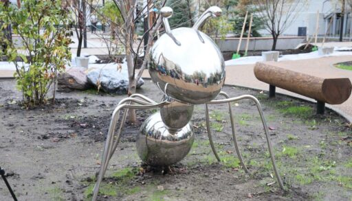 В Тюмени появился сквер "Отрядов мэра"