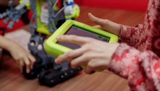 Современное IT-образование: куда направить интерес ребенка в новом учебном году