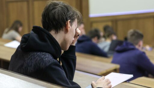 В тюменские техникумы поступило более 600 иностранцев