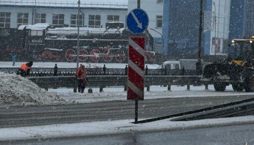 За сутки с улиц Тюмени вывезено 600 кубометров снега