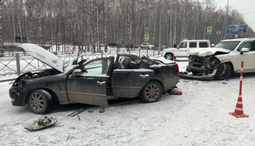 В Тюмени на снежной дороге произошло смертельное ДТП
