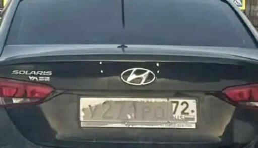 В Тюмени водителя оштрафовали за грязные номера машины