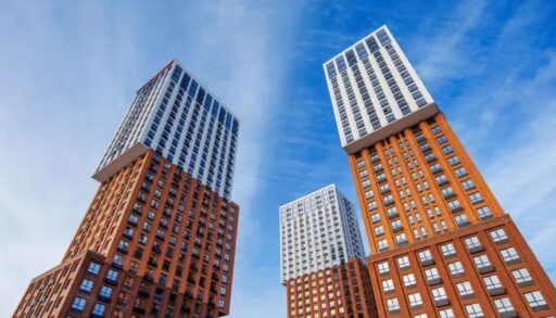 Введен в эксплуатацию самый высокий дом в Тюменской области