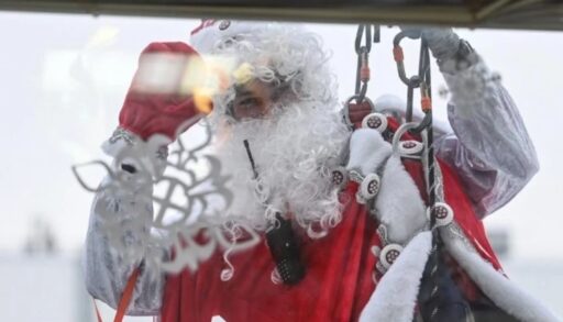 Деды Морозы спустятся с крыши к детям в тюменскую ОКБ №2