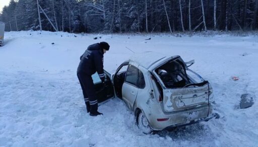 На трассе Тюмень - Екатеринбург в ДТП погибли два человека