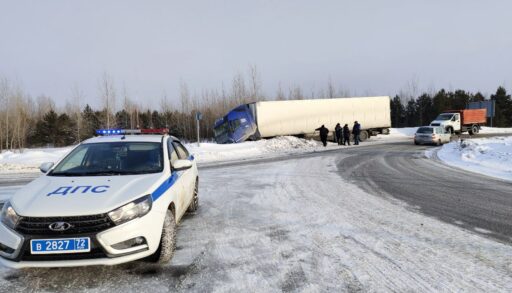Инспекторы ГИБДД возьмут под особый контроль тюменские трассы из-за ухудшения погоды