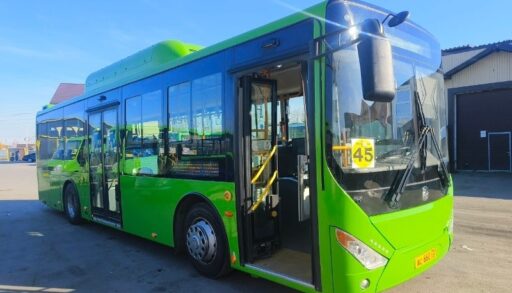 В Тюмени на 13 маршрутах появились автобусы большой вместимости