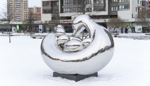 В тюменской Зареке появился новый арт-объект