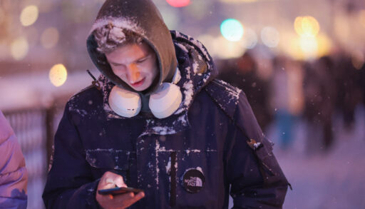 Топ треков, аудиокниг и подкастов: Звук и Сбер рассказали, что слушали тюменцы в новогодние каникулы