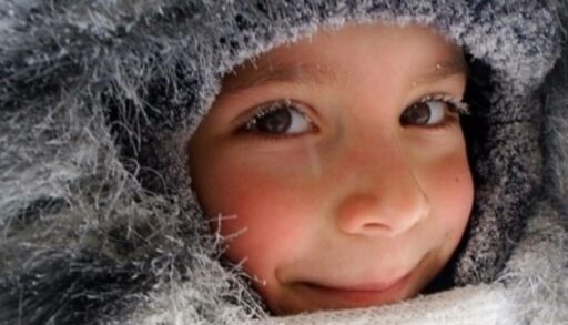 В Тюмени для второй смены объявлена актировка только для младших школьников