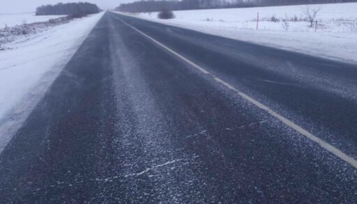 В морозы тюменских водителей просят воздержаться от дальних поездок