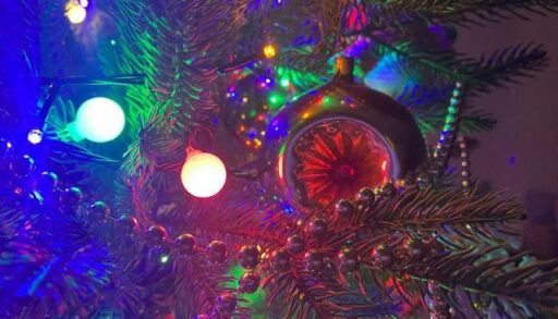 Тюменцы активно распродают советские новогодние украшения