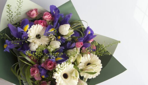 "Конфетно-букетный период аферистов": новые схемы в канун Дня влюбленных