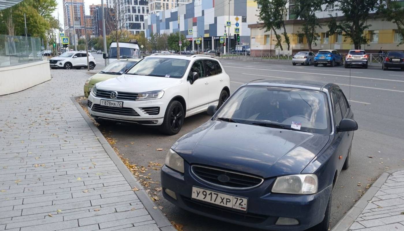 Тюменцы должны уплатить транспортный налог на сумму свыше 2,1 млрд ₽