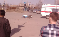 Жуткое видео ДТП в Ялуторовске: в аварии погиб мотоциклист без шлема, у него осталось двое детей