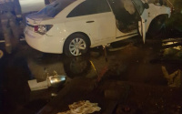 В Тюмени ночью в аварии загорелась иномарка, людей госпитализировали 