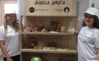 В нескольких магазинах Тюмени начали раздавать продукты нуждающимся