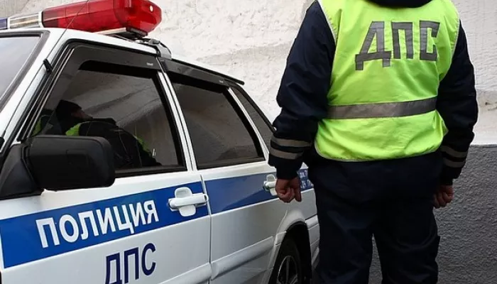 В Таганроге сотрудник ДПС устроил аварию, в которой погибла его девушка