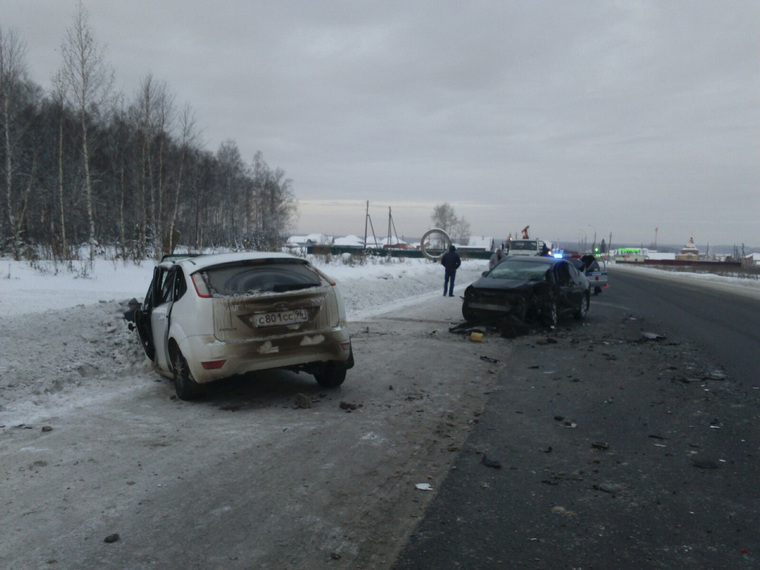 ДТП на трассе Тюмень -Екатеринбург - 14 января 2016 года