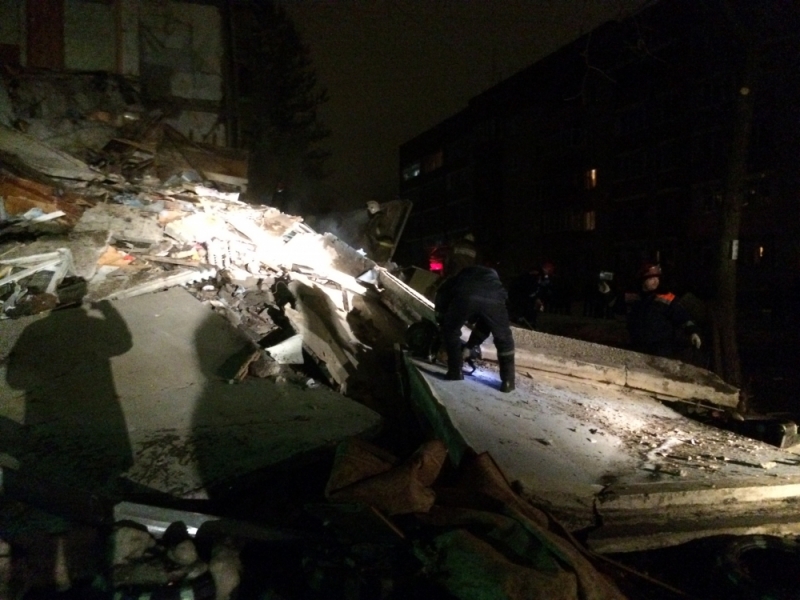В Ярославле обрушился пятиэтажный дом из-за взрыва газа - 16 февраля 2016 года