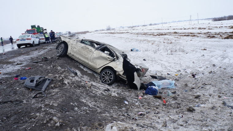 Трое разбились на трассе Тюмень - Ханты-Мансийск - 26 марта 2016 года