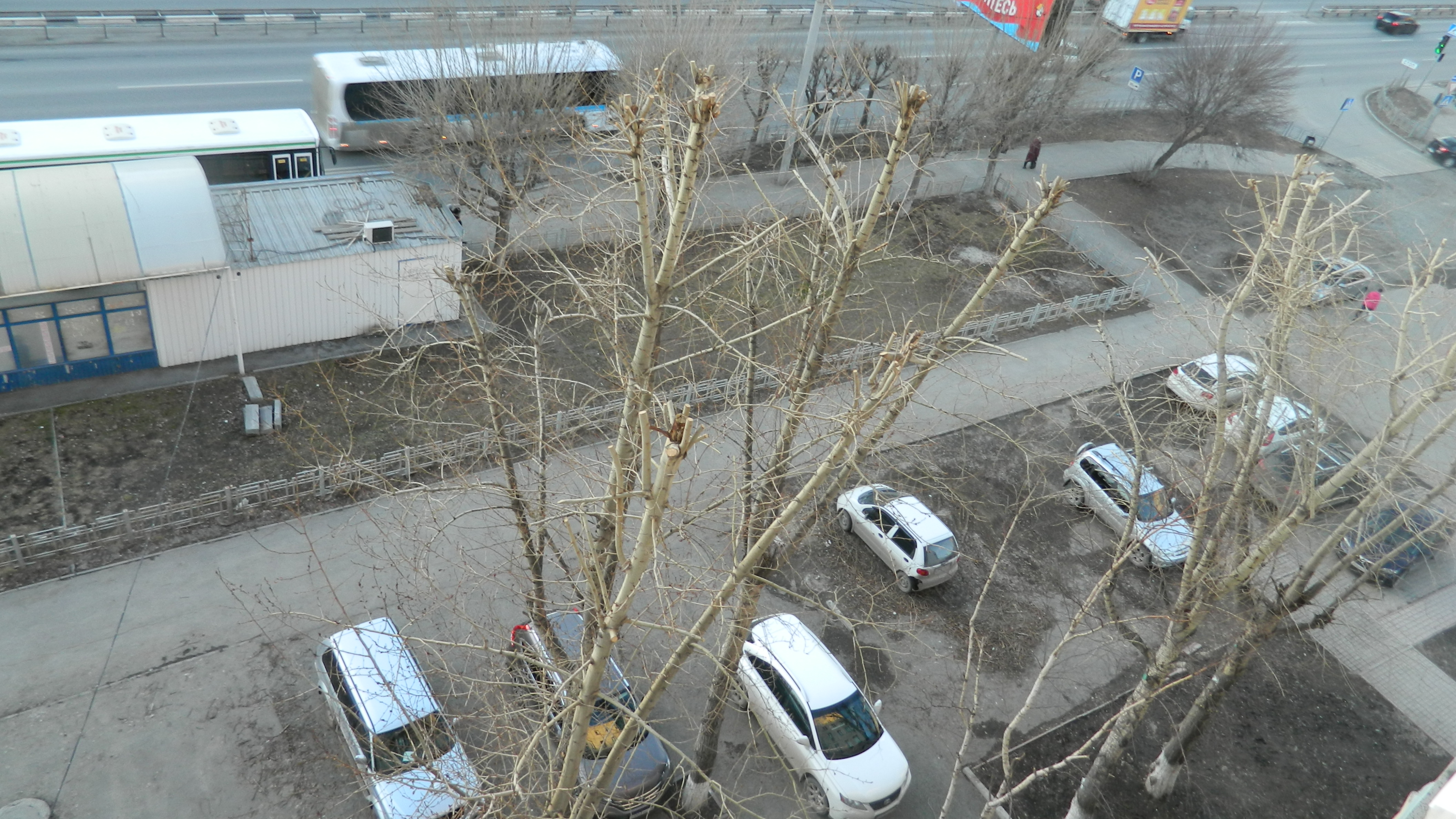 Вид с 7 этажа на Пермякова, 53 - 14 апреля 2015 года
