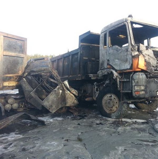 ДТП на трассе Сургут-Лянтор, водитель сгорел заживо - 5 апреля 2016