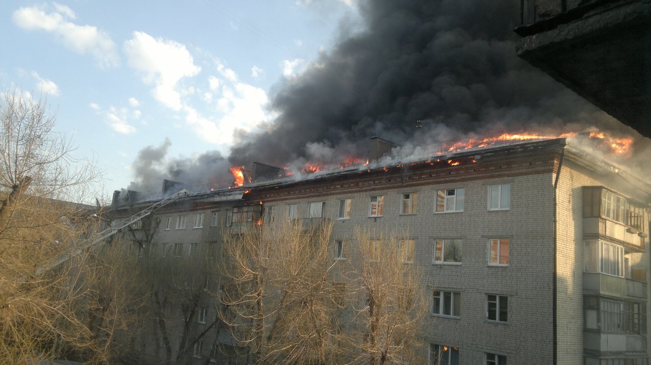 Пожар в пятиэтажке на Харьковской - 1 мая 2015