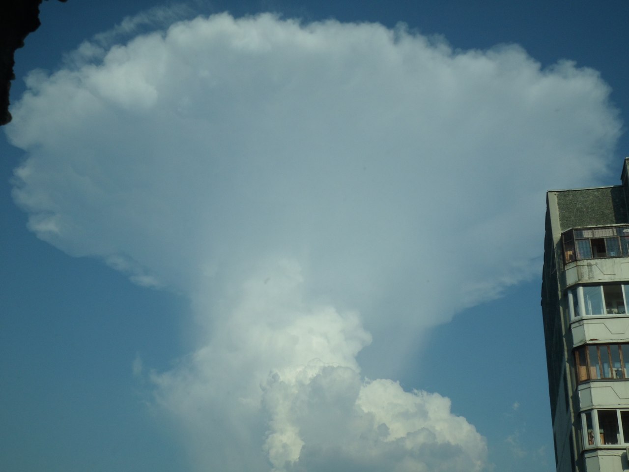 Облако - гриб над Тюменью 23 июня 2015