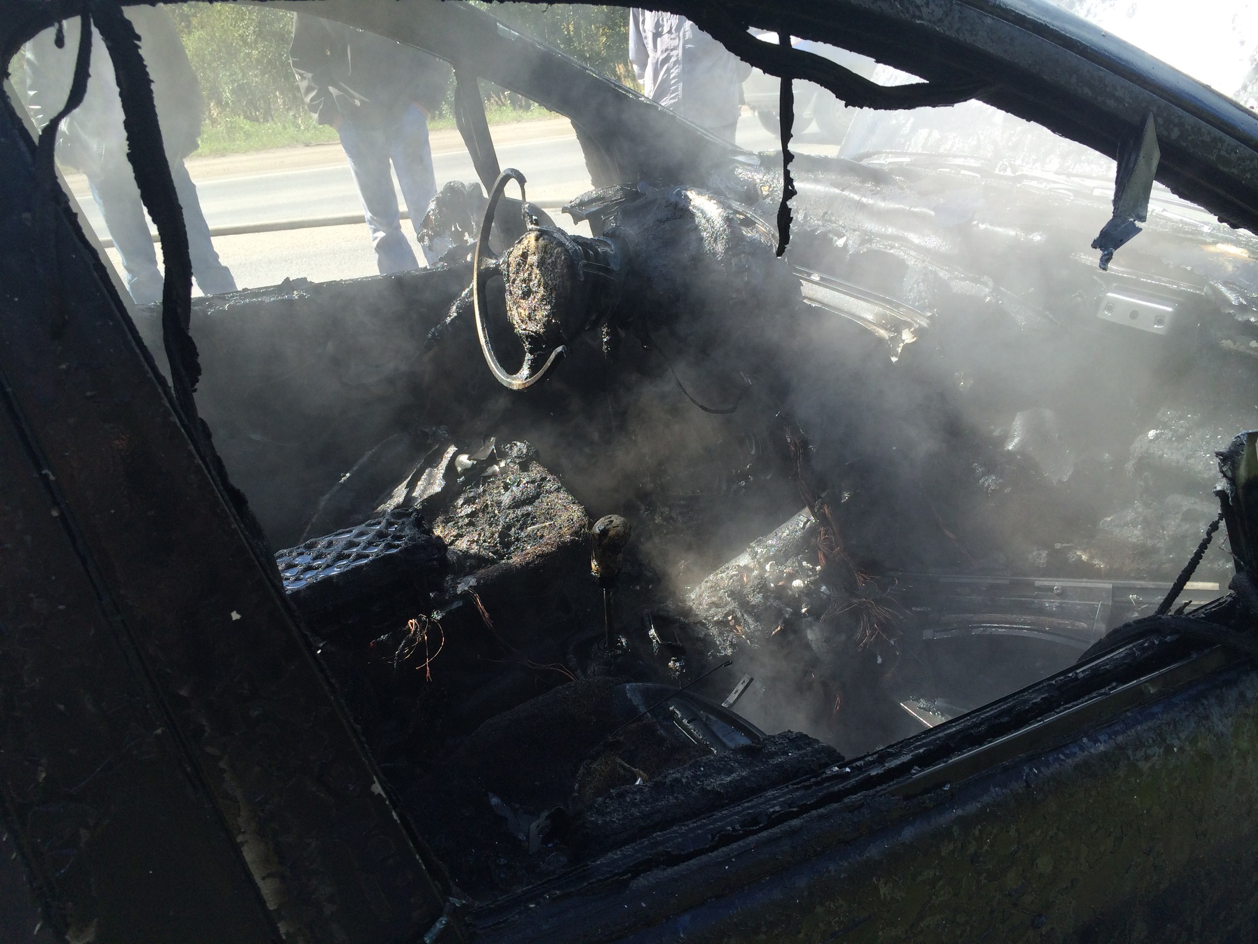 Под Тюменью горел автомобиль - 27 августа 2015 года