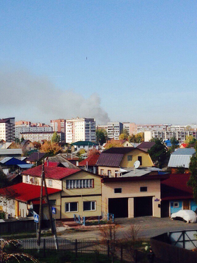 В Тюмени на Червишевском тракте горит дом - 17 сентября 2015 года