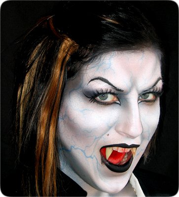 вампир на Хэллоуин
