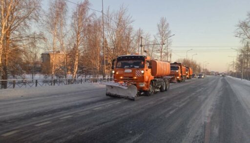 Ночью на улицы Тюмени в связи с непогодой выехали около 200 единиц техники