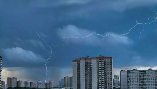В среду синоптики обещают в Тюмени грозу