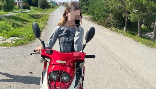 В тюменском селе инспекторы ГИБДД задержали 14-летнюю девочку на скутере