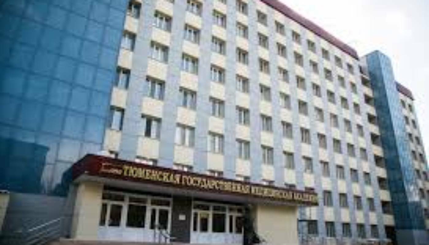 В Тюменской ОКБ №2 из окна выпал пациент и погиб