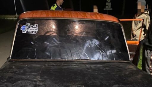Инспекторы ГИБДД в тюменском селе задержали подростка за рулем авто