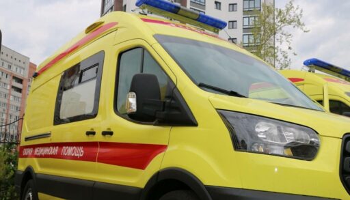 В Тюмени медики "скорой помощи" экстренно приняли роды