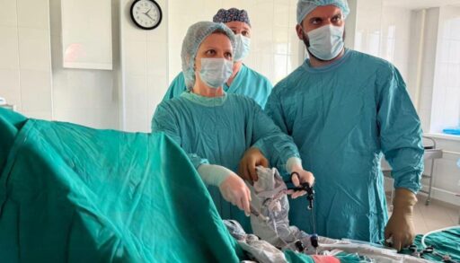 Тюменские врачи спасли новорожденного ребенка с редкой патологией