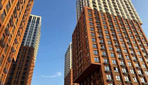 В Тюмени построили уникальный дом со смещенными осями