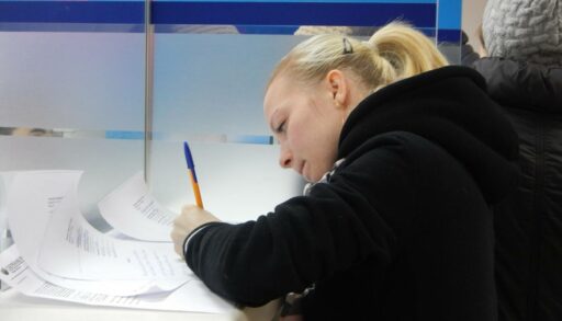 Тюменцы в этом году получили налоговый вычет на сумму 6,8 млрд рублей